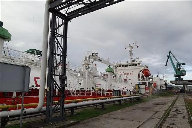 Gasten zajmuje się handlem gazem płynnym. Spółka jest też właścicielem rozlewni gazu płynnego w Suwałkach, w Łubianie koło Kościerzyny oraz gazowego terminalu morskiego w Gdyni.