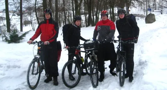Oto nasza czwórka: Krzysiek, Weronika, Krzysiek i Michał - gotowi na wielką zimową przygodę