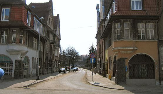 Widok głównej ulicy Kolonii Rzeszy. Dziś to ul.  ul. Kochanowskiego, wtedy Posadowsky-Weg.