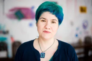Magdalena Niewęgłowska - psycholog, seksuolog, arteterapeuta. Pomysłodawczyni i założycielka SpoTykalni - przyjaznego miejsca rozwoju twórczego, osobistego i psychoseksualnego dla każdego.