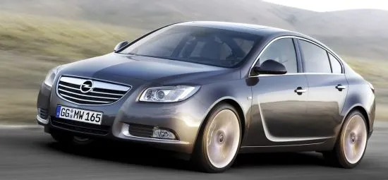 Opel Insignia - samochód roku 2009. 30 listopada poznamy następnego zwycięzcę tego tytułu.