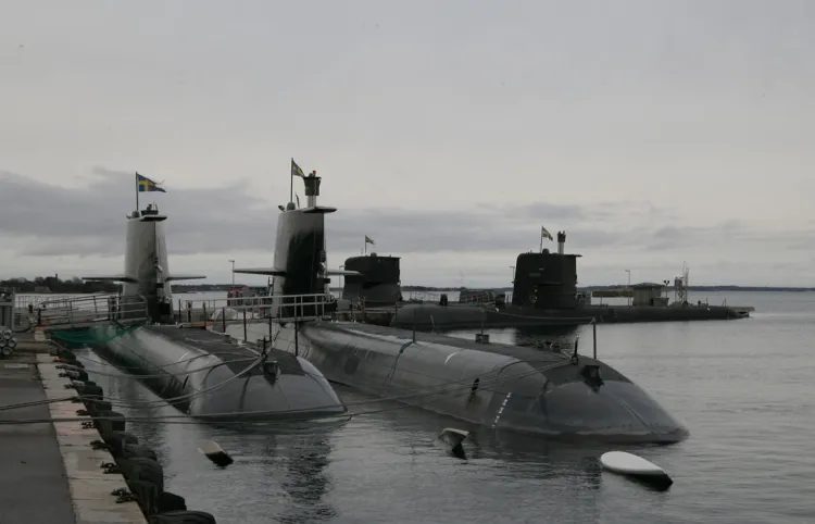 ThyssenKrupp Marine System AB projektuje, konstruuje i serwisuje systemy morskie, takie jak okręty podwodne i jednostki nawodne.