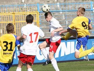 Krzysztof Bułka (numer 9) strzelił aż dwa gole Cracovii, choć w poprzednich kolejkach tego sezonu trafił tylko raz, posyłając piłkę do siatki Lechii na inaugurację Młodej Ekstraklasy. 