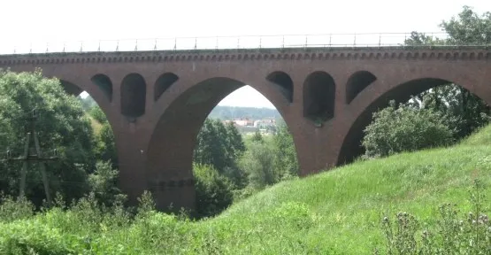 Most kolejowy na rz.Liwie, na wylocie z Kwidzyna.