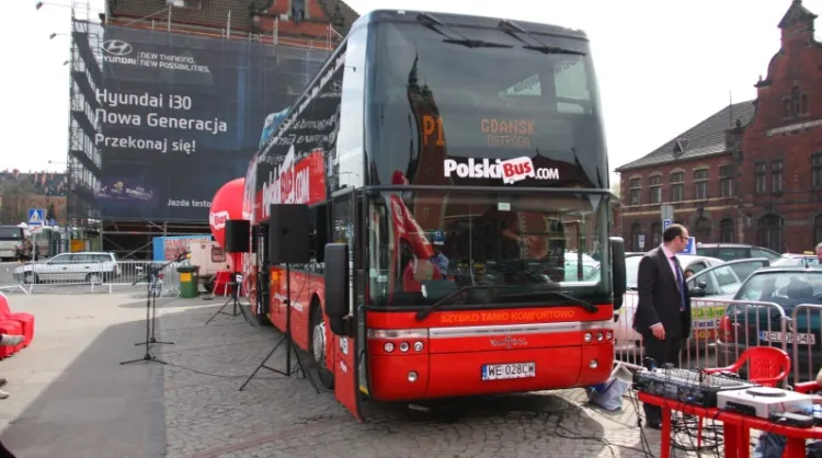 Kierowca Polskiego Busa z Warszawy do Gdańska nie zabrał z Ostródy spóźnionych pasażerów.
