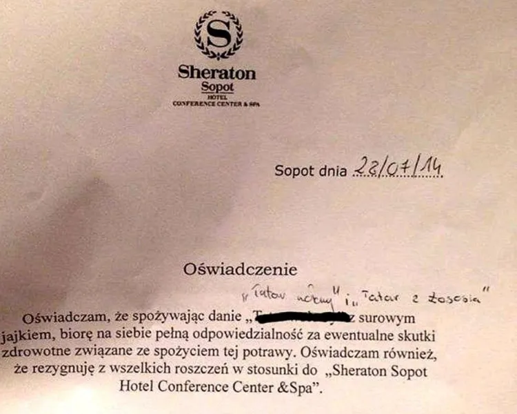 Takie oświadczenie musiał podpisać klient restauracji w sopockim Sheratonie po tym, jak zamówił potrawę z surowym jajkiem.
