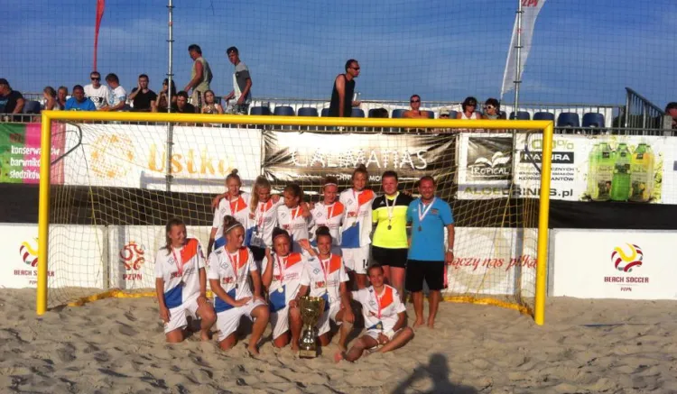 Piłkarki Sztormu zdobywają mistrzostwo Polski w plażowej piłce nożnej kobiet nieprzerwanie od 2012 roku.