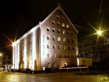 Hotel Gdańsk powstał w murach dawnego spichlerza Nowa Pakownia.