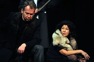 W "Pieszo" występują najbardziej znani gdańscy aktorzy - Mirosław Baka i Dorota Kolak.