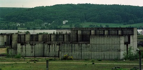 Żarnowiec wciąż ma szansę na miano jądrowej stolicy Polski. Jednak nowa elektrownia na pewno nie powstanie na pozostałościach po budowie z lat 80.