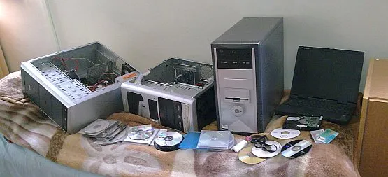 Komputery i płyty DVD i CD zawierające najprawdopodobniej materiały pornograficzne z udziałem dzieci przechowywał student z jednej z trójmiejskich uczelni. Mężczyzna próbował też namówić 11-latkę do rozebrania się przed kamerą.