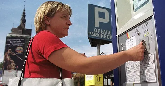Ściganie unikających płacenia za parkowanie ma być jedną z recept Gdańska na przetrwanie kryzysu