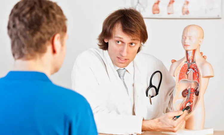 Mężczyźni niechętnie odwiedzają lekarzy, nawet w ważnych dla ich zdrowia sprawach. Często kierują się przy tym niezrozumiałym wstydem.