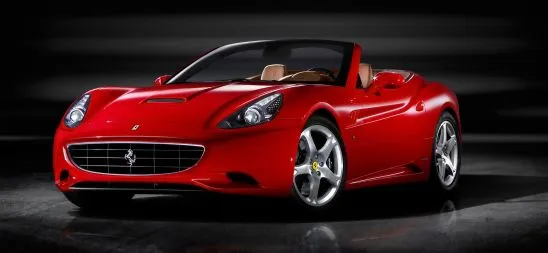 Rumuni kochają Ferrari California i całkiem sporo ich kupują. W Polsce najpopularniejsze Ferrari to 430 Scuderia. 