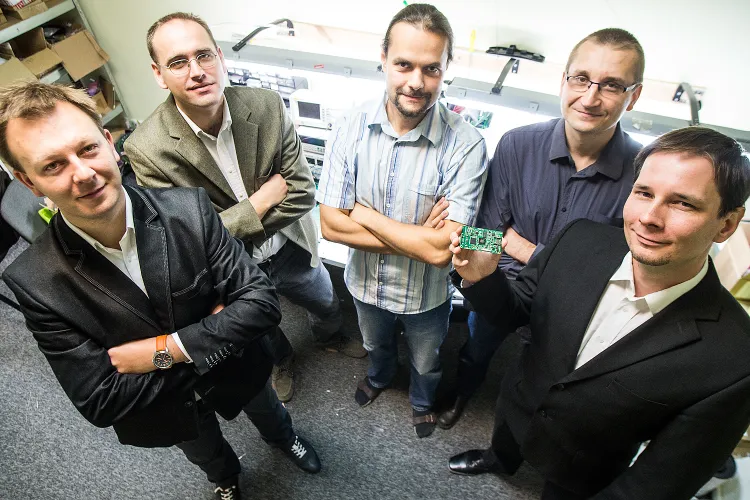 Trzon 3City Elelctronics tworzą doświadczeni inżynierowie -   
Wojciech Rokacz, Paweł Czyżewski, Kamil Skowroński, Marek Wilczewski i Zbigniew Niemcunowicz. 


