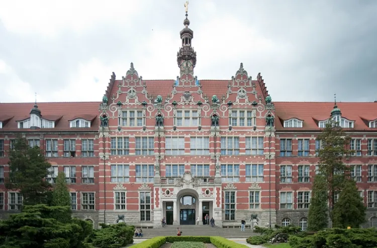 Debata ponad 100 rektorów uczelni polskich odbędzie się w dniach 16-18 października na Politechnice Gdańskiej.