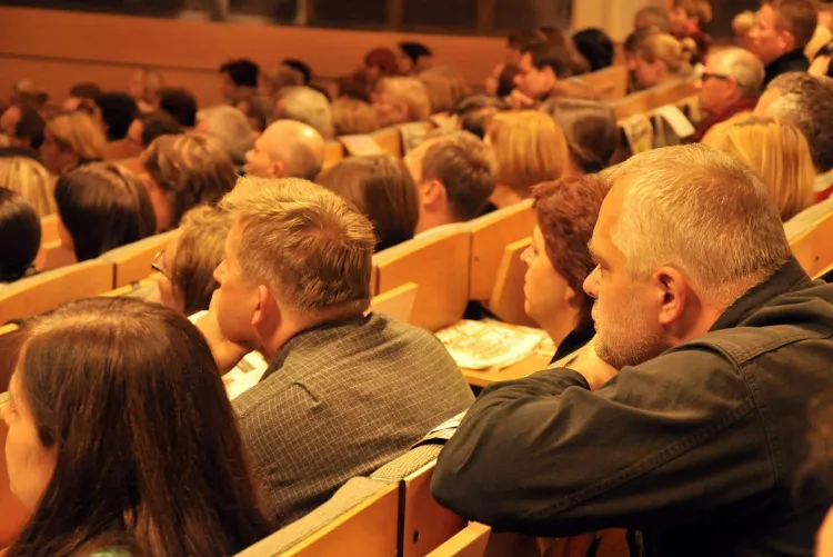 Odbywające się na Uniwersytecie Gdańskim wykłady Akademii 30+ regularnie mają większą frekwencję, niż codzienne wykłady dla studentów. 