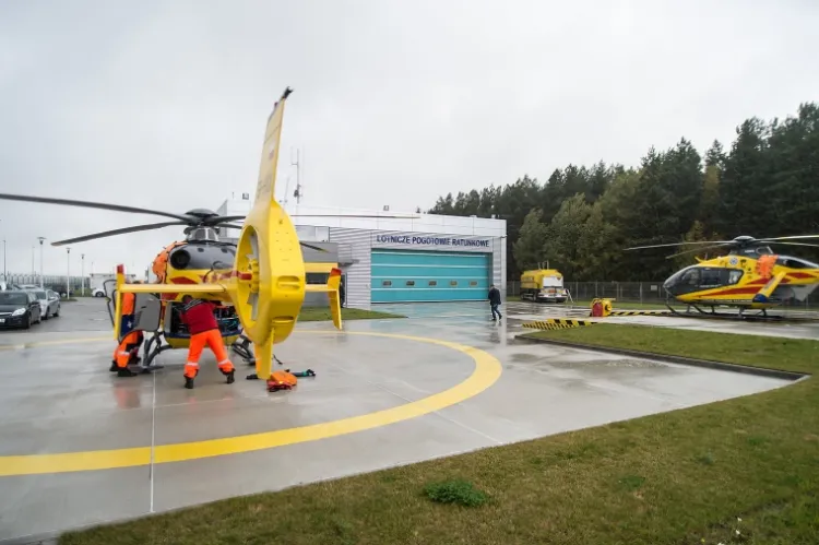 Baza Lotniczego Pogotowia Ratunkowego ma nową infrastrukturę - hangar i wyposażenie.