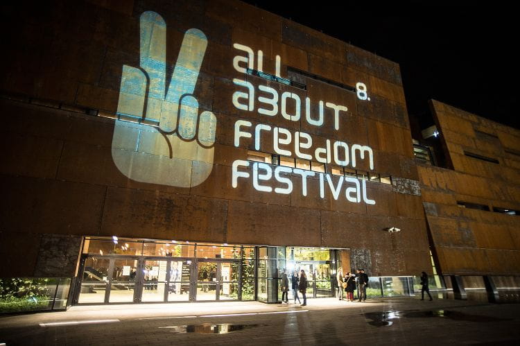 All About Freedom Festival mógł się po raz pierwszy odbyć w siedzibie Europejskiego Centrum Solidarności. Z pewnością przeprowadzka "na własne śmieci" wyszła imprezie na dobre.