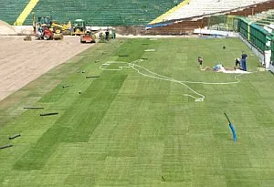 Nie tylko piłkarze Lechii, ale i stadion przy ul. Traugutta przygotowuje się do przyjęcia ekstraklasy.