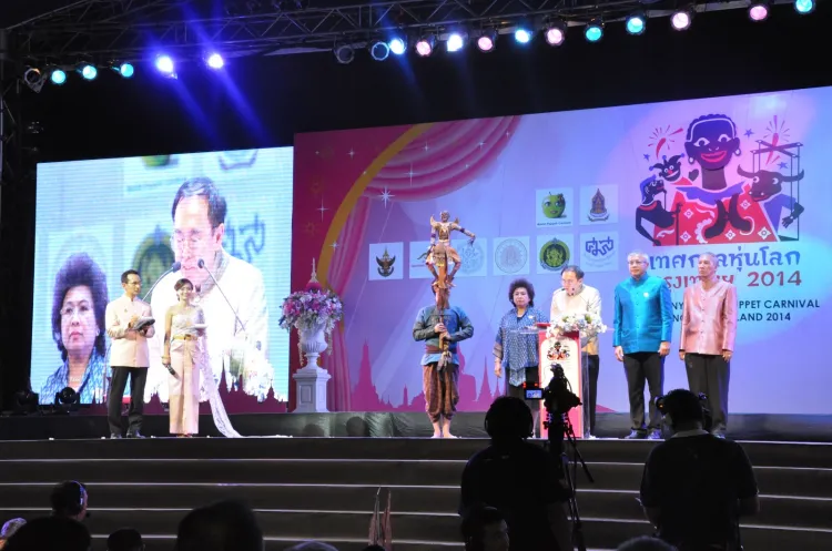 Ceremonię zakończenia festiwalu transmitowała telewizja, zaś nagrody wręczał minister kultury Tajlandii, Vira Rojpojchanarat.