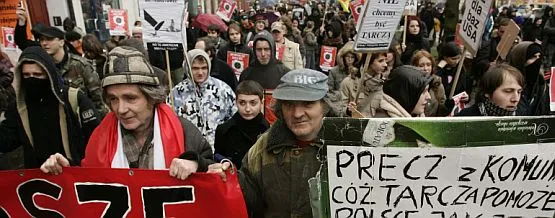 W sobotę 29 marca potężna demonstracja przeciwników elementów tarczy w Polsce przeszła ulicami Słupska. 