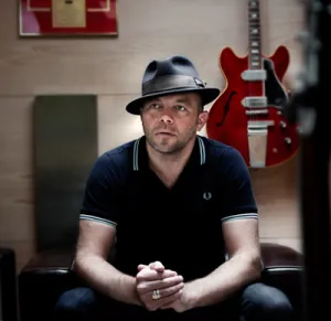 Mark Gardener, lider legendy Ride poprowadzi tegoroczny projekt Pure Phase Ensemble. Premierowy koncert w sobotę.
