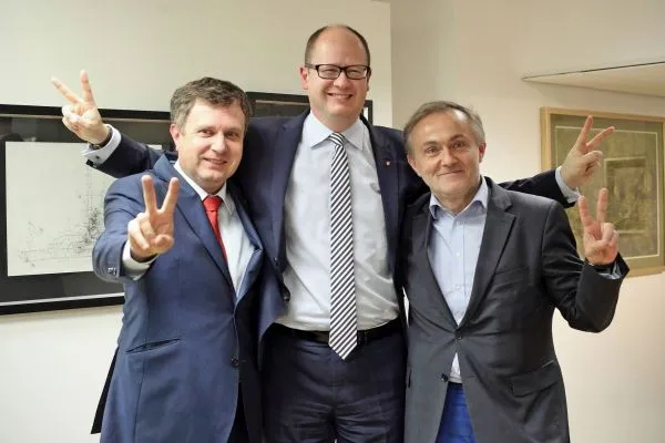Jacek Karnowski, Paweł Adamowicz i Wojciech Szczurek rządzą swoimi miastami od 1998 roku. Właśnie rozpoczęli piąte kadencje na tym stanowisku.

