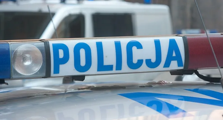 Policjanci z Gdyni wciąż poszukują sprawcy napadu.