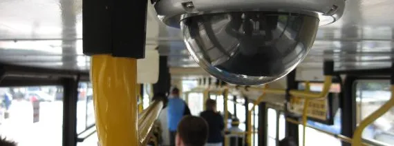 System kamer, który zainstalowano w autobusach to ten sam, który widujemy w tramwajach.