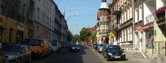 Ul. Wajdeloty to jedna z napiękniejszych, a jednocześnie jedna z najbardziej zaniedbanych ulic Dolnego Wrzeszcza. 
