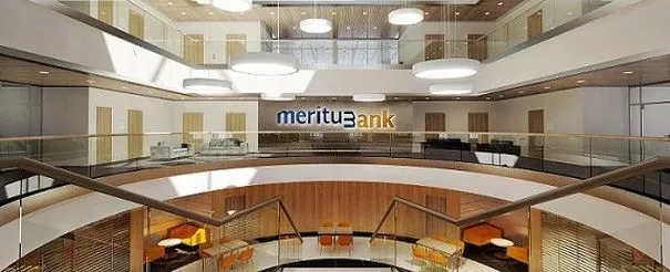 Meritum Bank zatrudnia około 750 pracowników, w tym większość w centrali w Gdańsku.