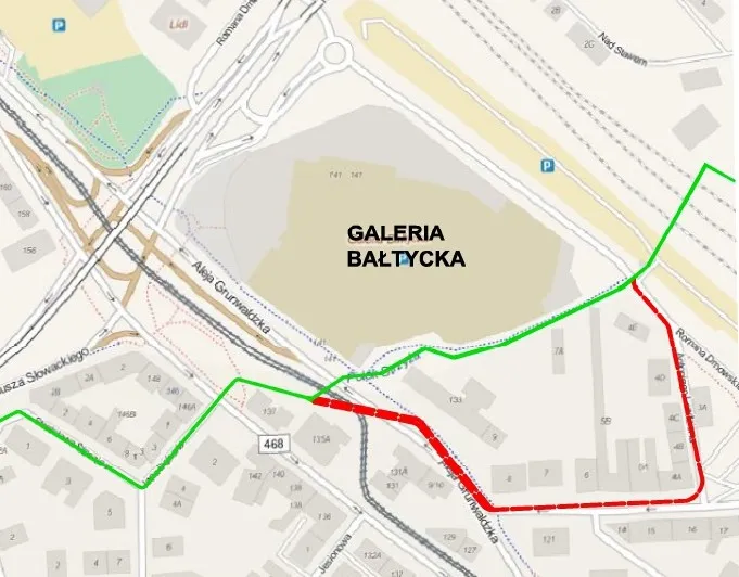Na zielono zaznaczono istniejący przebieg Potoku, na czerwono - planowany, który zastąpi odcinek wzdłuż południowej ściany GB.
