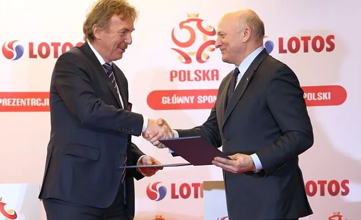 Podpisanie porozumienia z PZPN w sprawie sponsorowania polskiej kadry piłkarskiej było kolejnym krokiem w stronę nadania Lotosowi wizerunku firmy ogólnopolskiej.