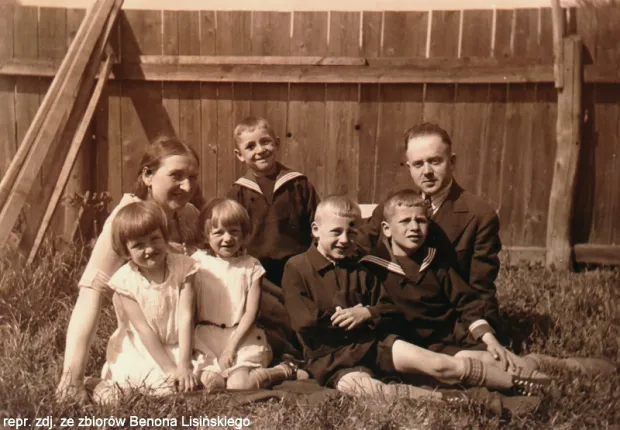 Rodzina Lisińskich w 1930 roku. Wkrótce na świat miało przyjść kolejne dziecko Stefana i Klary - syn Benon. 