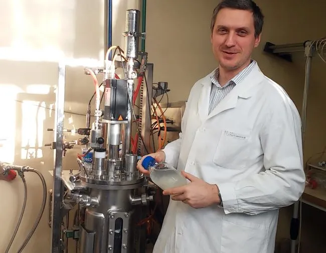 Dr. inż. Pawłowi Filipkowskiemu z PG udało się opracować uproszczony proces otrzymywania trehalozy - cukru o unikalnych właściwościach i szerokim zastosowaniu. 