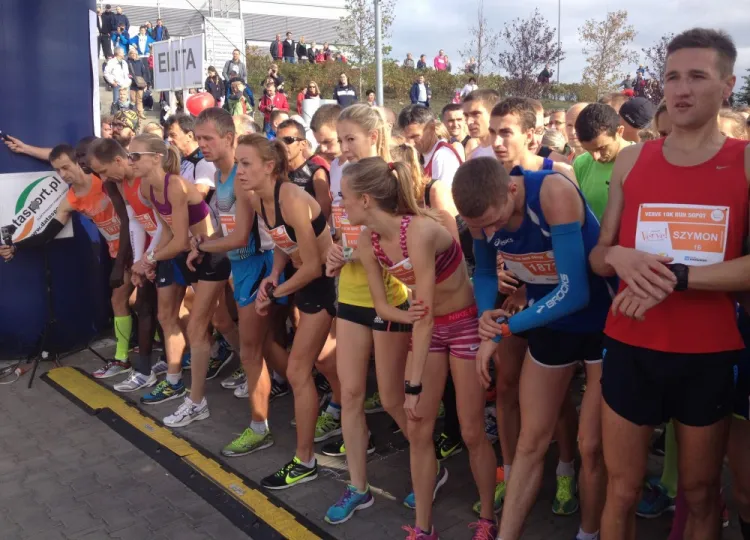 W zeszłym roku biegacze rywalizowali na sopockich ulicach na dystansie 10 km w imprezie Verve Sopot 10k. W 2015 roku, podczas PKO Półmaraton dystans zostanie dwukrotnie zwiększony.