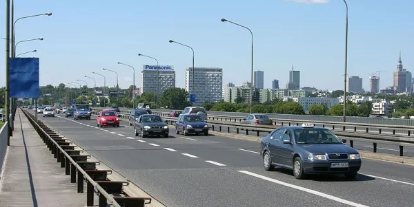 Most Łazienkowski w Warszawie.