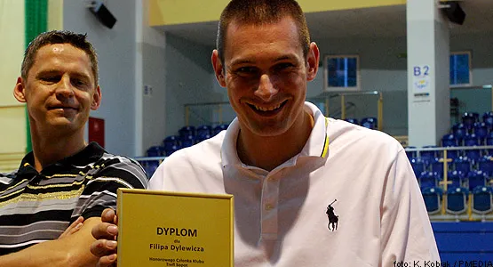 Filip Dylewicz we wrześniu ubiegłego roku został honorowym członkiem sopockiego klubu, teraz znów założy żółto-czarny strój.