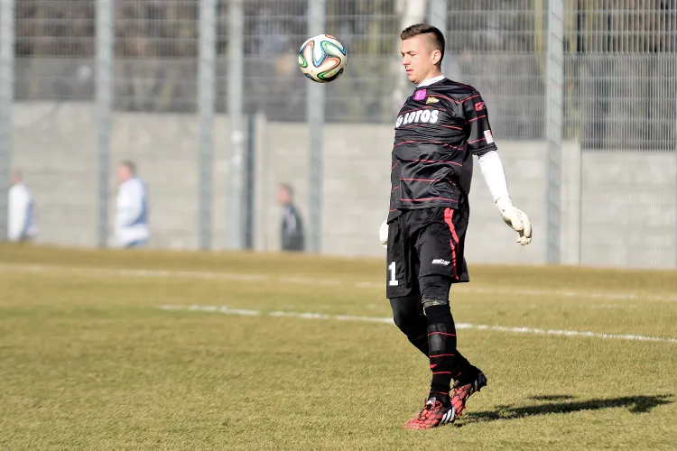 Interwencje w ostatnim kwadransie meczu Łukasza Budziłka sprawiły, że Igor Michalski mógł strzelić zwycięskiego gola.