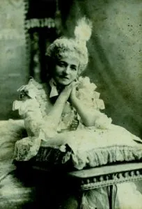 Helena Modrzejewska zaliczana była do najpiękniejszych kobiet epoki - zadziwiała, wzruszała, zachwycała. Wystawa w Pałacu Opatów pozwala lepiej poznać sylwetkę jednej z najsławniejszych Polek XIX wieku.