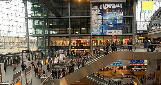 Ubiegłoroczny Zlot Żaglowców Gdynia reklamowała nawet w Berlinie. Teraz skupi się na promocji inwestycji infrastrukturalnych.