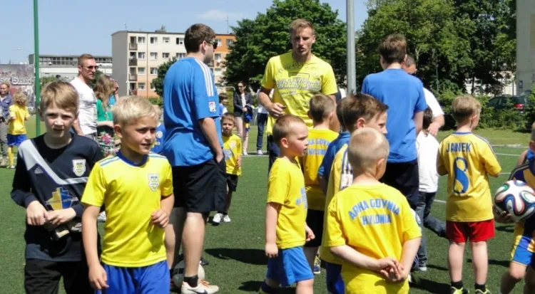 W niedzielę na piłkarski festyn na boiskach Checzy zaprasza Arka Gdynia. Ta i wiele innych atrakcji związanych z trójmiejskim sportem czekają na najmłodszych z okazji zbliżającego się Dnia Dziecka.