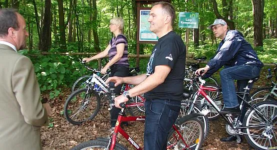 Prezydent Wojciech Szczurek chce rozwijać ścieżki rowerowe, ale na razie pod tym względem nie może mieć powodów do dumy.