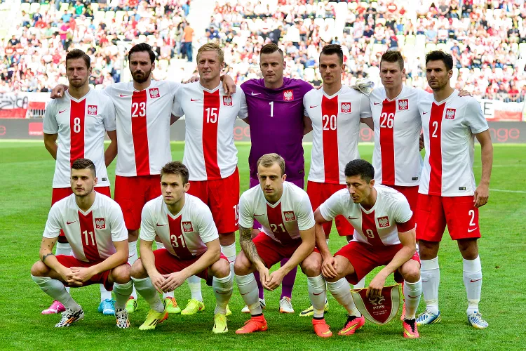 Ta "11" rozpoczęła przed rokiem mecz towarzyskim Polska - Litwa na PGE Arenie. Sprawdź, kto z tych piłkarzy może zagrać także we wtorek w Gdańsku przeciwko Grecji. 