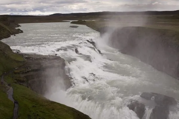 Gullfoss - słynny złoty wodospad na Islandii.