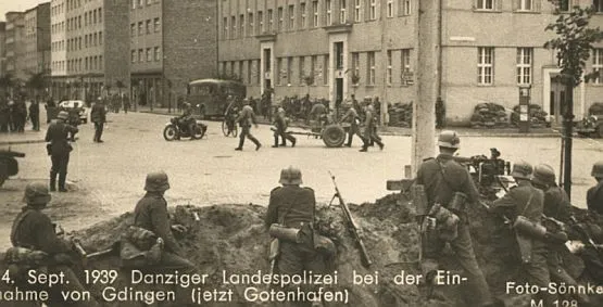 Niemieckie oddziały podczas zdobywania Gdyni we wrześniu 1939 r.