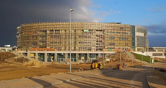 Sopot dostał dodatkowe 7 mln zł na budowę hali widowiskowo-sportowej powstającej na granicy z Gdańskiem.