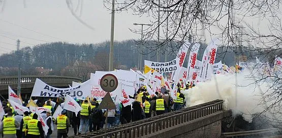 Pracownicy Energi przemaszerowali w piątek przez Gdańsk.