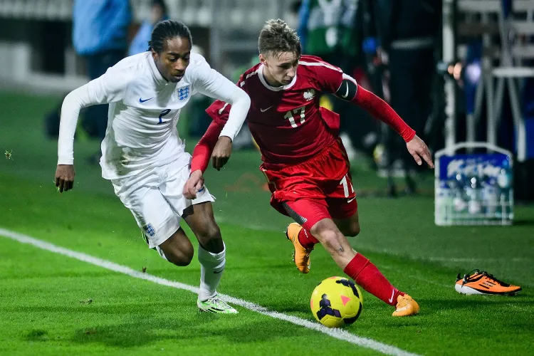 Gdynia od kilku lat regularnie organizuje mecze międzypaństwowe reprezentacji juniorskich i młodzieżowych (zdjęcie z meczu U-18 Polska - Anglia). W 2017 roku na Stadionie Miejskim przy ul. Olimpijskiej ma odbyć się turniej finałowy MME. 
